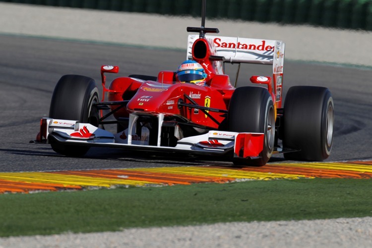 Alonso setzte erste Duftmarke mit Testbestzeit