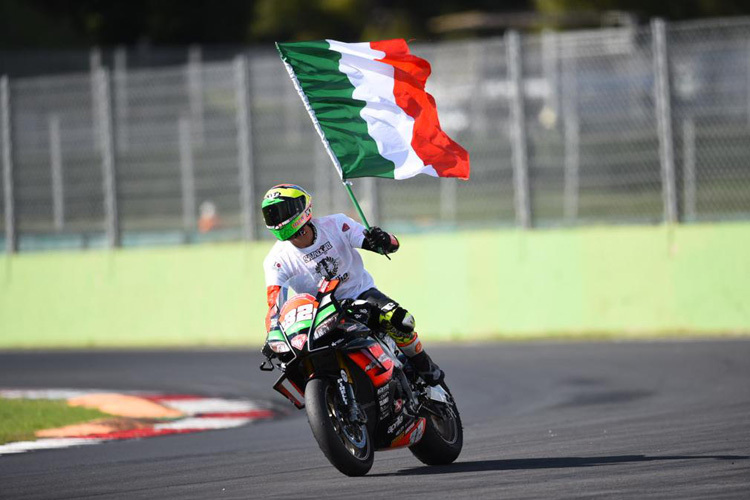 Lorenzo Savadori dominierte die CIV mit der Aprilia RSV4