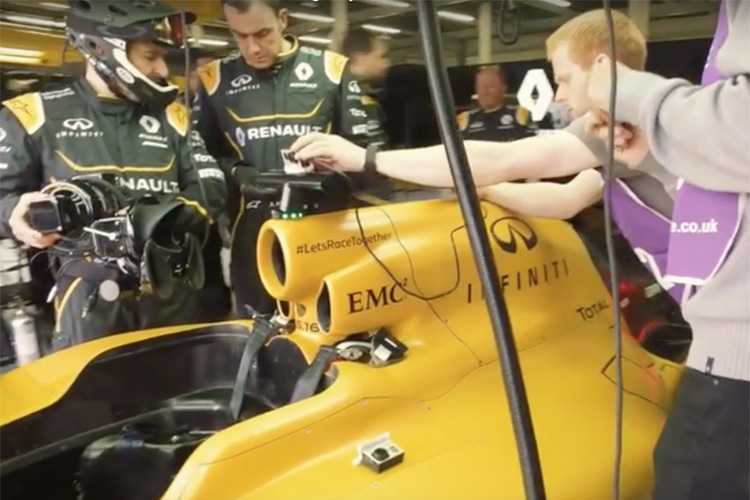 Ein 2016er Renault wird mit Kameras bestückt