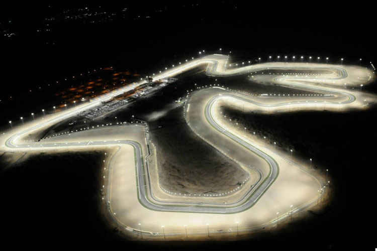 Der Losail Circuit:3600 Lichtquellen erleuchten ihn