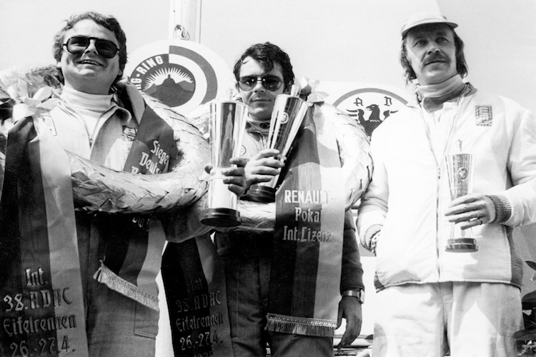 Wunsch-Podium 2: Journalisten Reinke, Braun, Mauer, R5 Cup-Siegerehrung Eifelrennen 1975