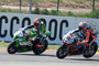 Marco Melandri (33) versuchte gegen Tom Sykes alles
