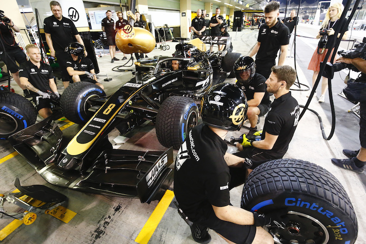 Kevin Magnussen und Romain Grosjean an der Arbeit