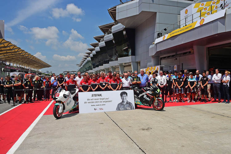 Schweigeminute in Sepang am Samstag, 28. Oktober