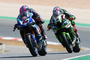 Schöner Kampf: Alex Lowes (22) gegen Leon Haslam