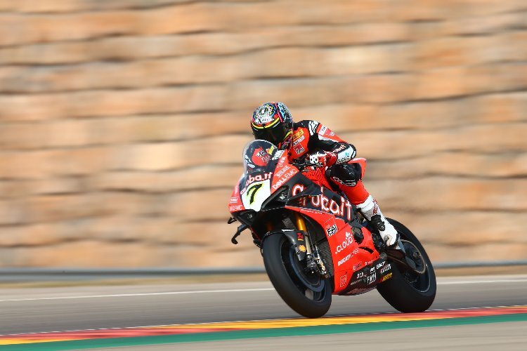 Chaz Davies in Aragon vor der berühmten Steinmauer