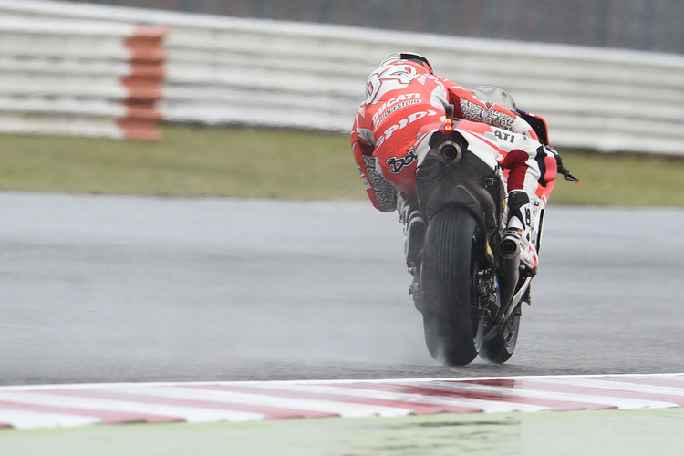 Andrea Dovizioso im Regen