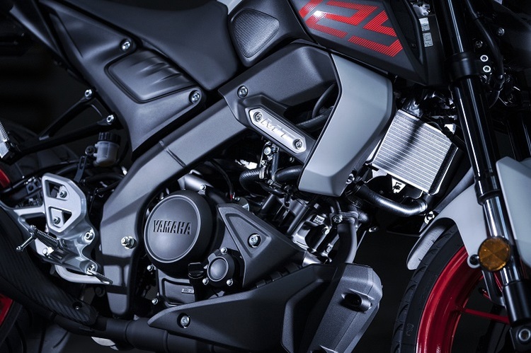 Neuer Motor mit variabler Ventilsteuerung, neuer Rahmen mit ultrakurzem Radstand - Yamaha verwöhnt den Nachwuchs