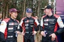 Takamoto Katsuta (/li.), Kalle Rovanperä und Elfyn Evans (re)