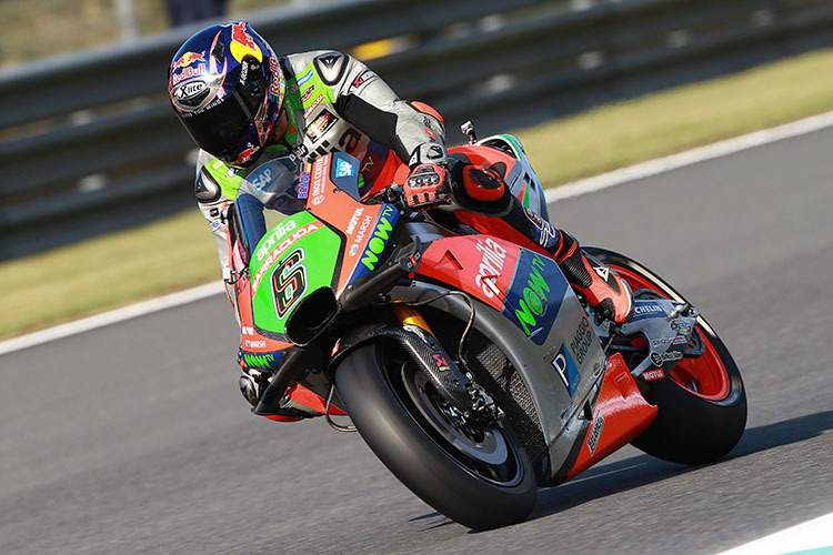 Stefan Bradl auf der Werks-Aprilia in Motegi