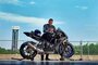 Anthony West hält sich mit Renntrainings fit