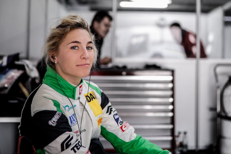 Rahel Frey startet auch 2018 wieder im ADAC GT Masters