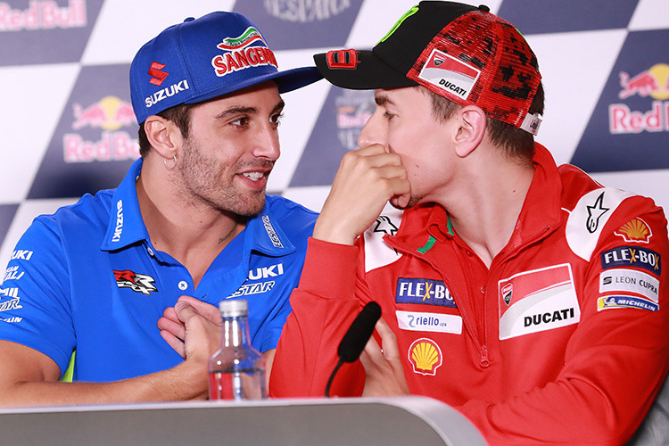 Andrea Iannone mit Jorge Lorenzo