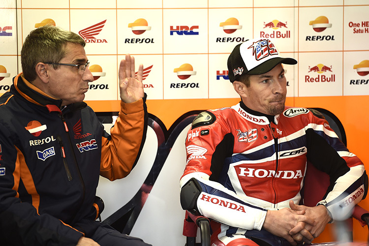 Nicky Hayden in der Repsol-Honda-Box