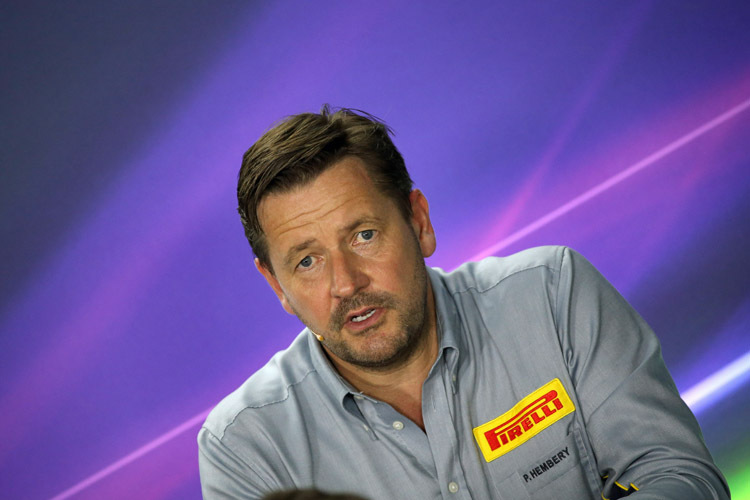 Pirelli-Motorsportdirektor Paul Hembery warnt: «Man will nicht erst im März beim ersten Test in Barcelona herausfinden, dass man noch grosse Probleme lösen muss»