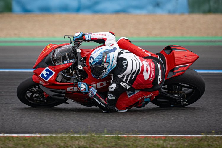 Raffaele De Rosa mit der SRK800RR