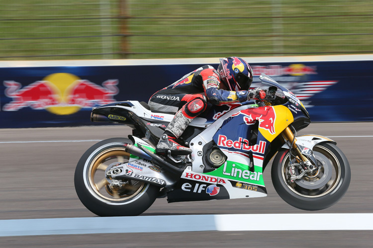 2012 und 2013 fuhr Stefan Bradl im Indianapolis-GP im Red-Bull-Design