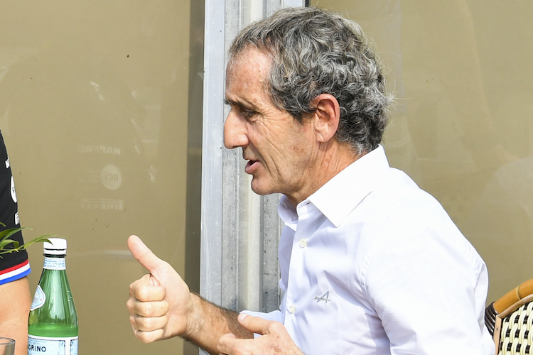 Der vierfache Formel-1-Weltmeister Alain Prost spricht über den WM-Spitzenkampf