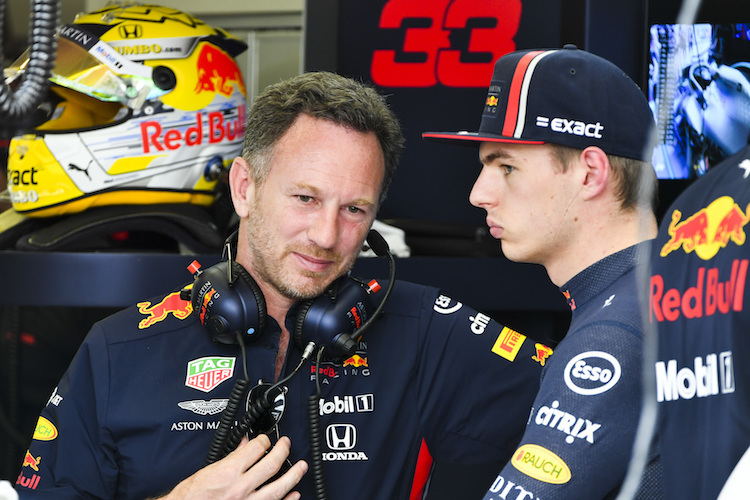 Red Bull Racing-Teamchef Christian Horner mit Max Verstappen