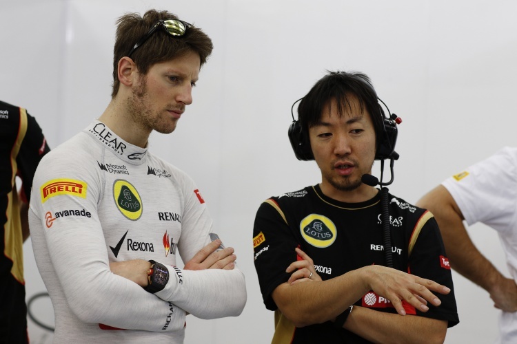 Lotus F1 Team - Romain Grosjean und Renningenieur Ayao Komatsu