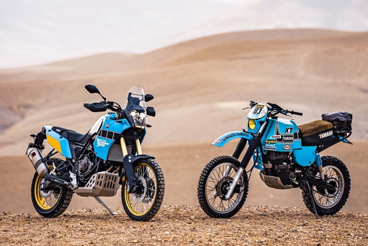 Links die neue Yamaha Ténéré 700 Rally Edition, rechts die Dakar-Werksmaschine von 1983