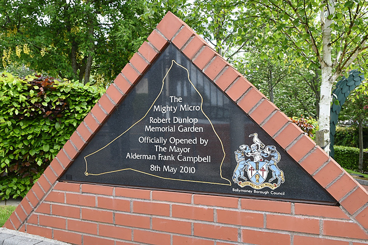 In Ballymoney wurde ein kleiner Park in Erinnerung an Robert Dunlop angelegt