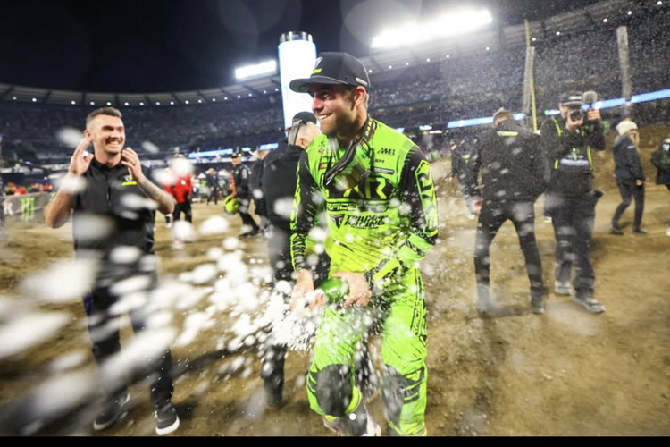 Jordon Smith holte das erste Supercross-Podium für Triumph