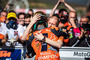 Algarve-GP am 7. November: Ajo Ajo umarmt Weltmeister Pedro Acosta