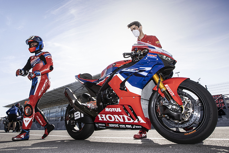 Die Honda Fireblade darf derzeit 15.600/min drehen