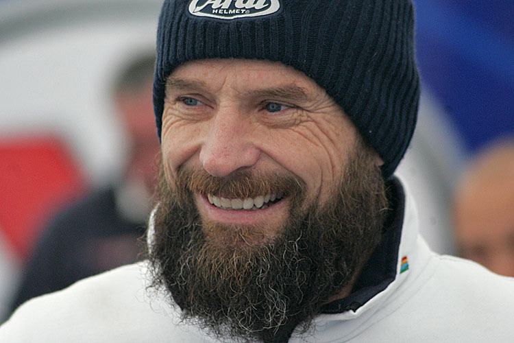 Bruce Anstey gewinnt Abbruch-Rennen