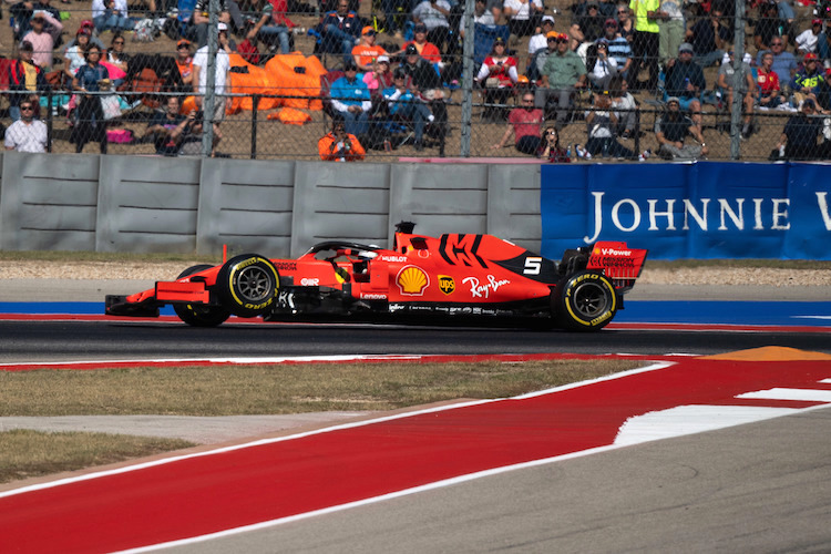 Sebastian Vettel in Schwierigkeiten