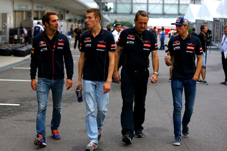 Jean-Eric Vergne (li. aussen) und Daniil Kvyat (re. aussen)