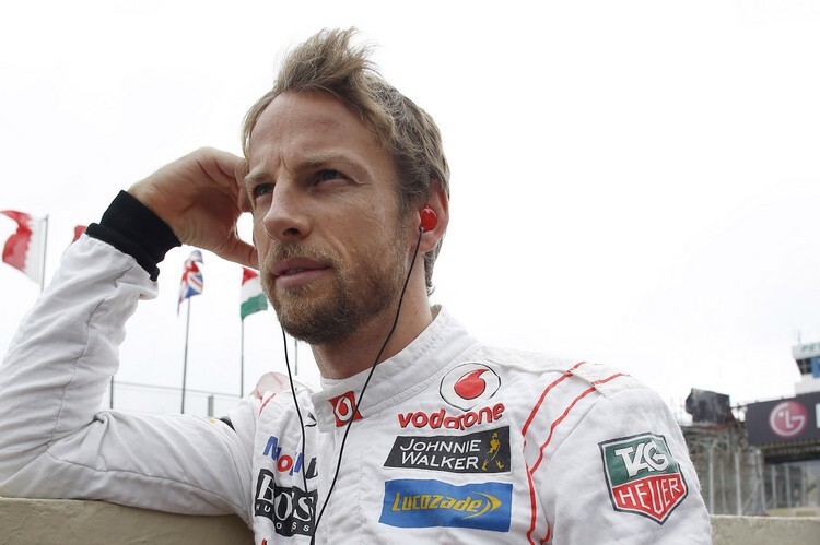 Jenson Button fährt mit der 22