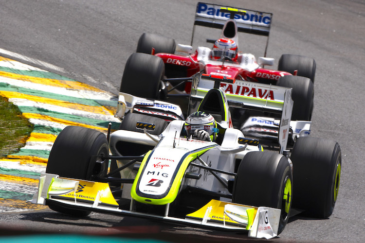 2009 ist Button in Brasilien mit BrawnGP Weltmeister