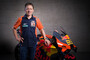 Mike Leitner am Bike von KTM-Werksfahrer Brad Binder
