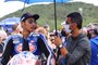 Vor dem Rennen wird zwischen Toprak Razgatlioglu und Kenan Sofuoglu die Strategie besprochen
