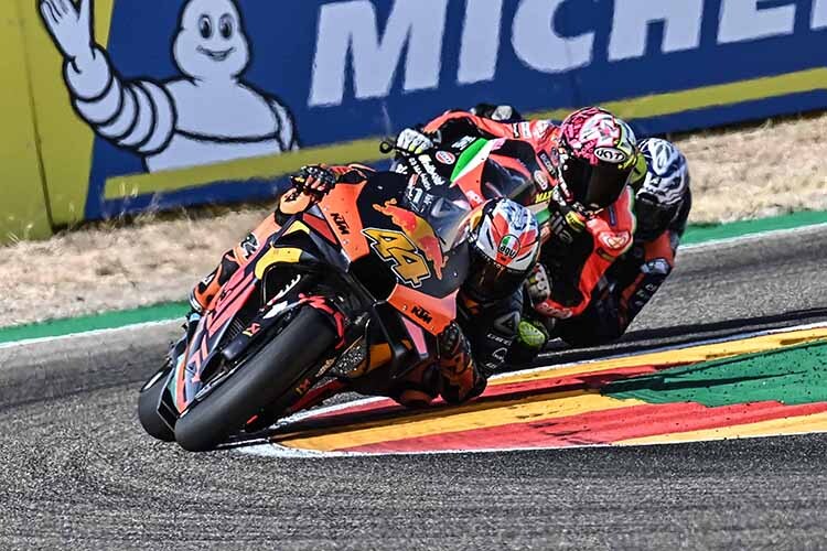 Pol Espargaró vor Bruder Aleix und Oliveira