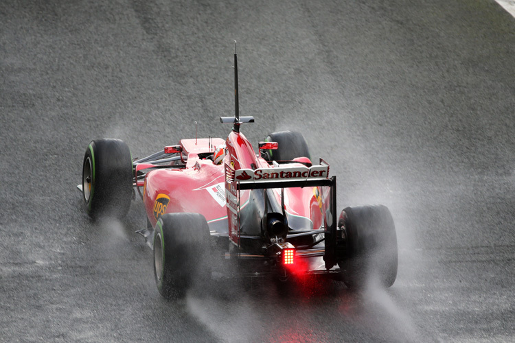 Kimi Räikkönen: Wie verhält sich sein Ferrari auf nasser Bahn?
