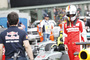 Sebastian Vettel schaute sich im Parc fermé gut um
