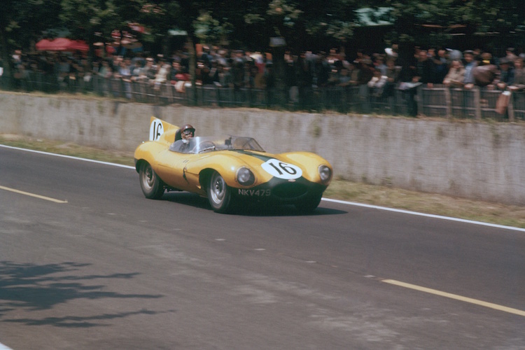 Freddy Rousselle teilte sich 1957 diesen Jaguar D-Type in Le Mans mit Paul Frère