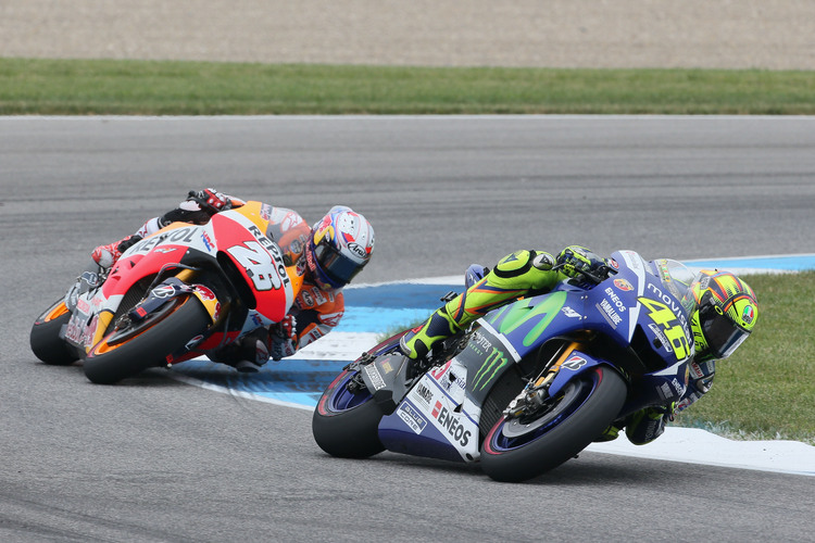 In Indy: Valentino Rossi (46) vor Dani Pedrosa (26)