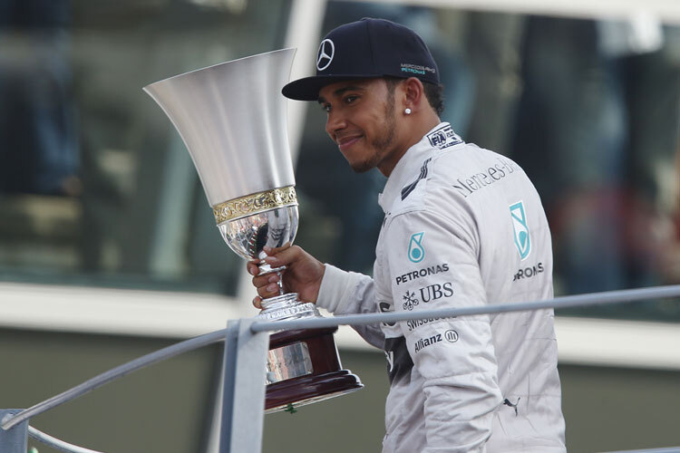 Die internationale Presse feiert Lewis Hamilton