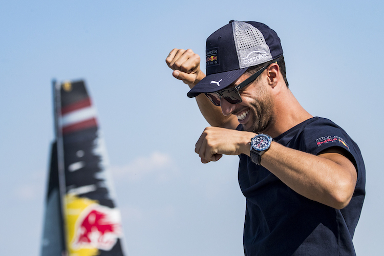 Daniel Ricciardo freut sich auf die Flutlicht-Hatz von Singapur
