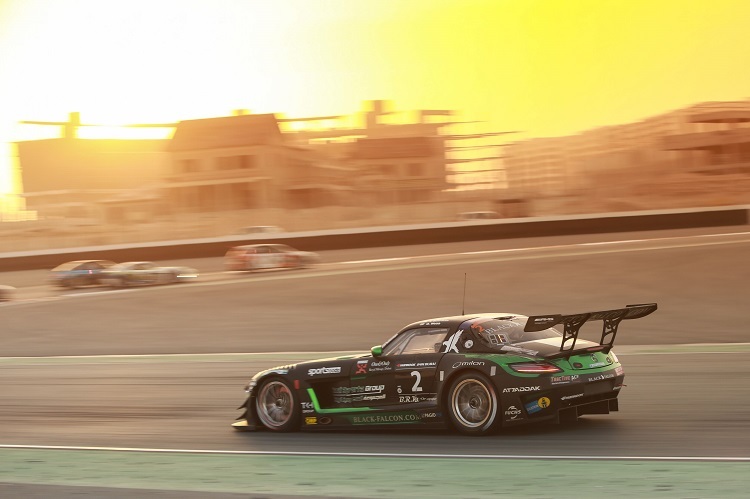 Siegerwagen der 24 Stunden von Dubai 2015: Ein  Mercedes SLS AMG GT3 von Black Falkon