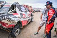 Nasser Al-Attiyah schaffte es trotz Reifenschadens ins Ziel