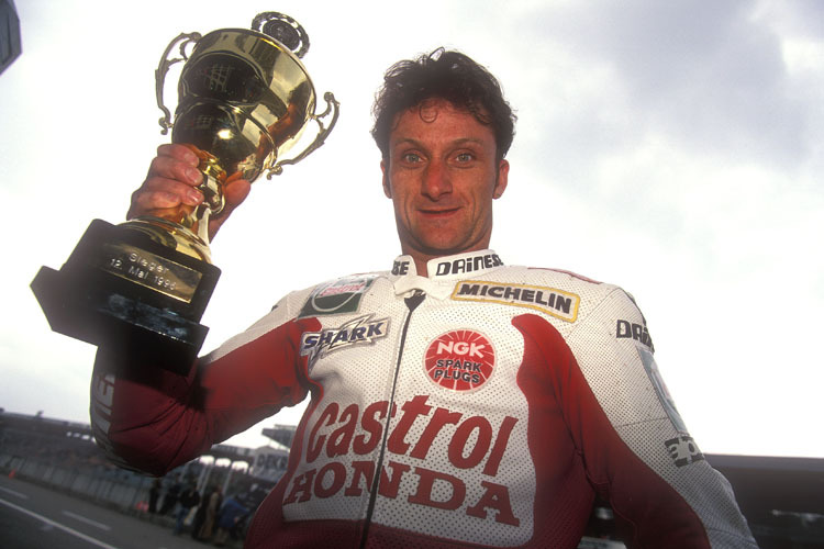 Carl Fogarty (hier 1996) ist in der Statistik immer noch präsent