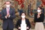 Ana Carrasco bekam wegen Corona keinen Handschlag vom Königspaar