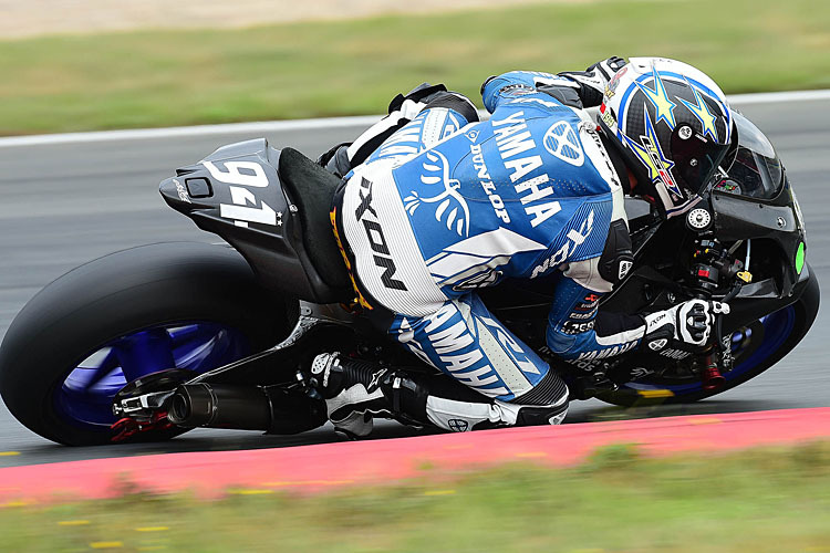 Der regierende Weltmeister GMT94 Yamaha gewinnt in Oschersleben