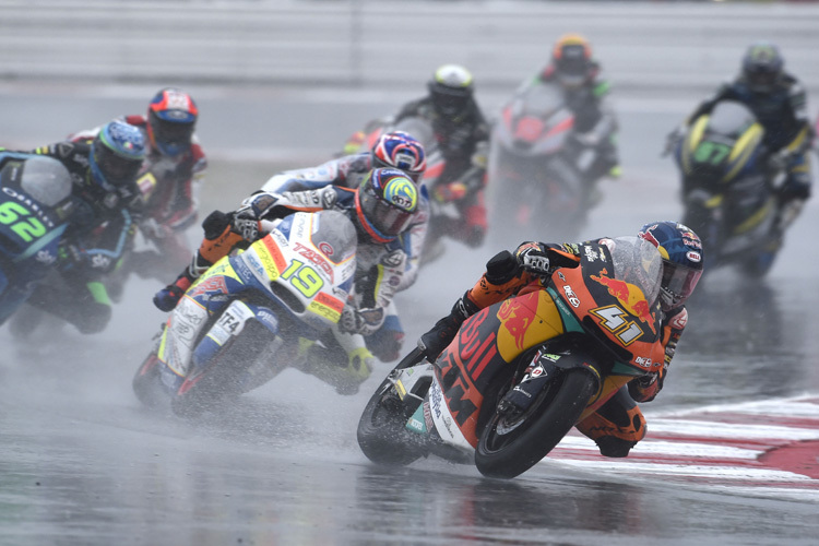 Brad Binder sicherte sich in Misano auf nasser Piste den fünften Platz