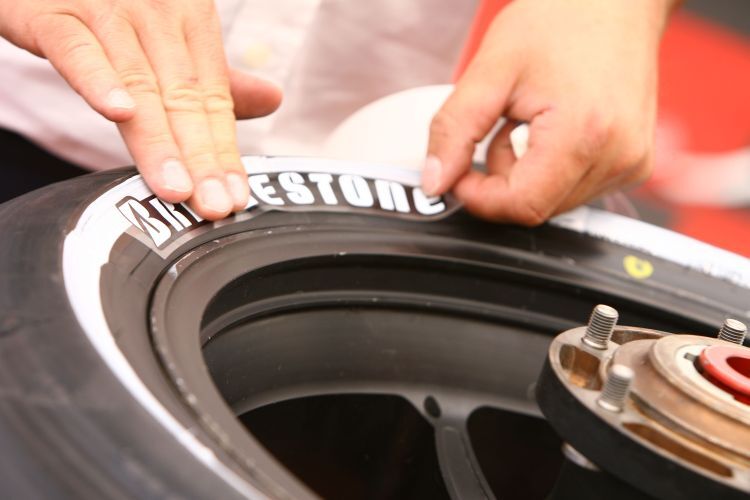 Bridgestone: Noch 3x asymmetrische Reifen